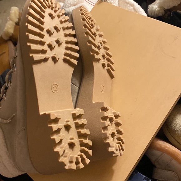 Man made with textile materials lining and sock and faux 100 % polyester size 10 - Picture 3 of 5